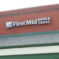 First Mid Bank & Trust Carbondale Schnucks 02
