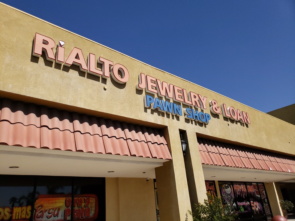 Rialto Jewelry & Loan 01
