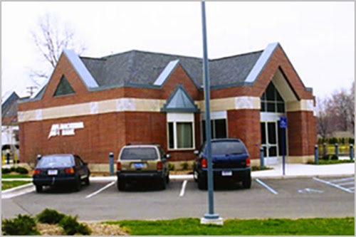 Macatawa Bank 01