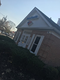 Bank of America (with Drive-thru ATM) 02