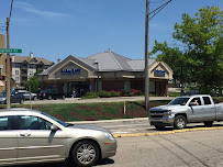 Dollar Bank 02