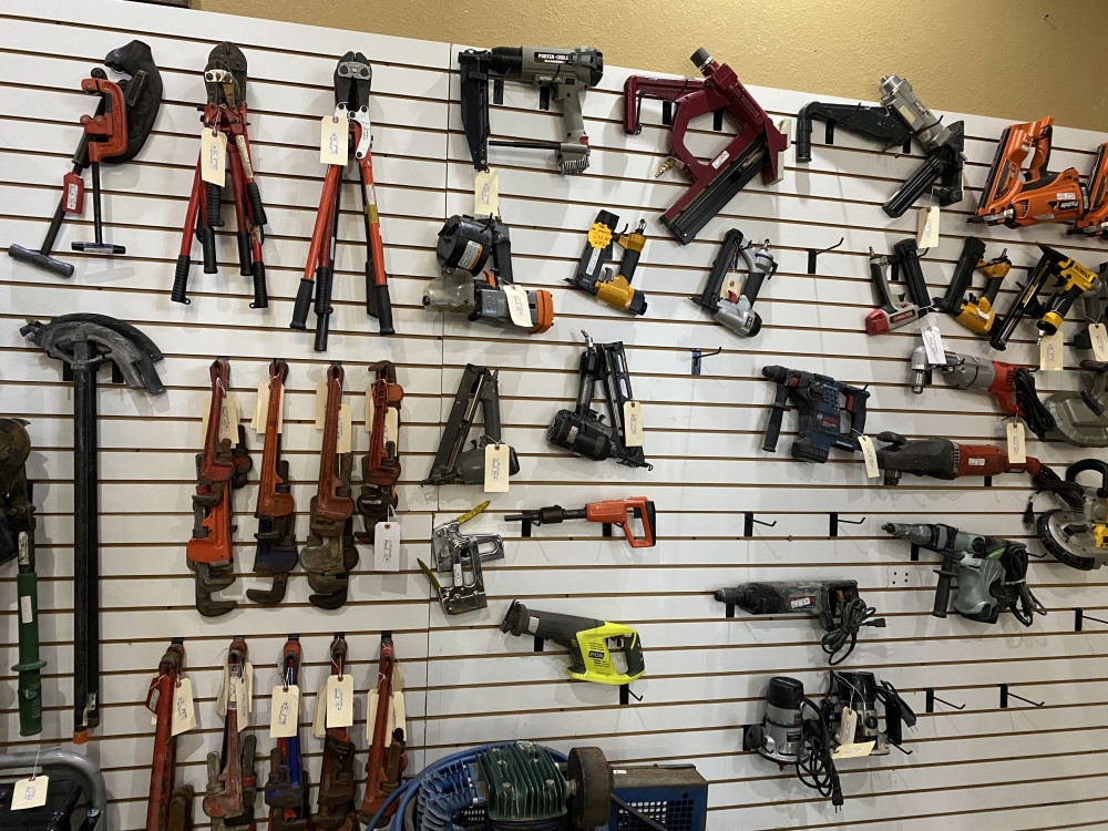 Love County Pawn 01