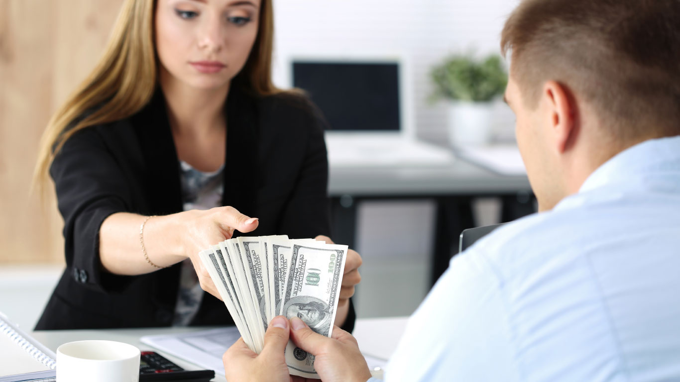 Instant Cash Newaygo 01
