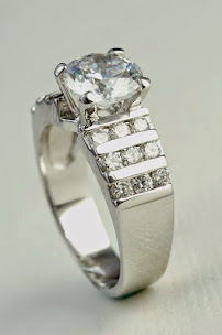 Sol's Jewelry and Pawn 04
