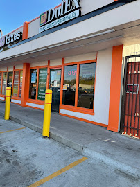 DolEx Dollar Express 02