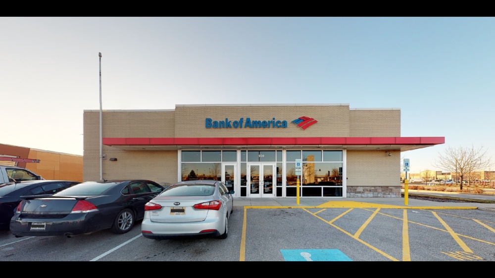 Bank of America (with Drive-thru ATM) 01
