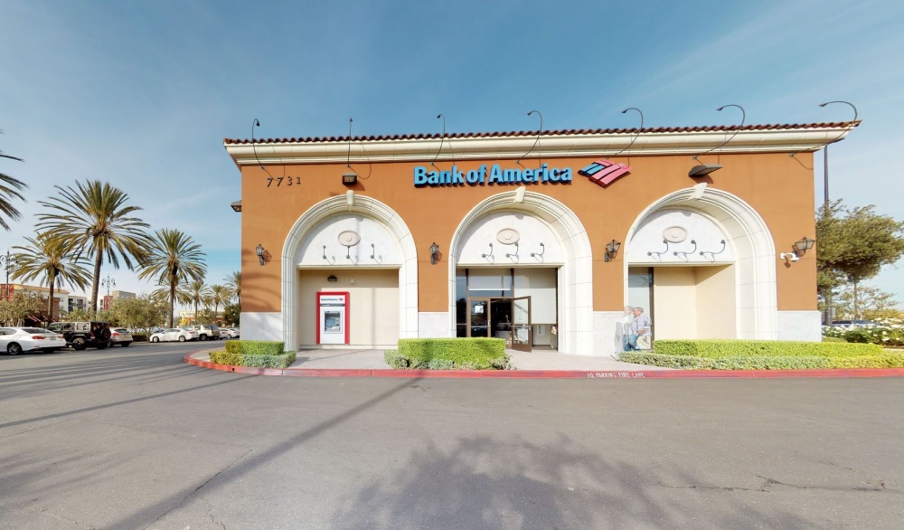 Bank of America (with Drive-thru ATM) 01