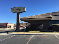 Zions Bank Hurricane 02