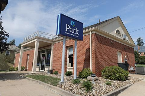 Park National Bank: New Concord Office 01