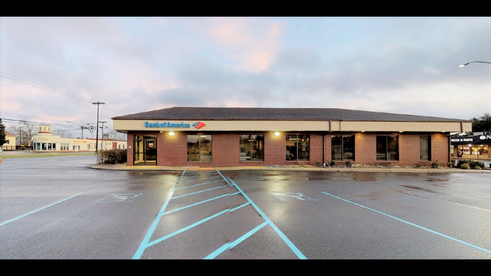 Bank of America (with Drive-thru services) 01