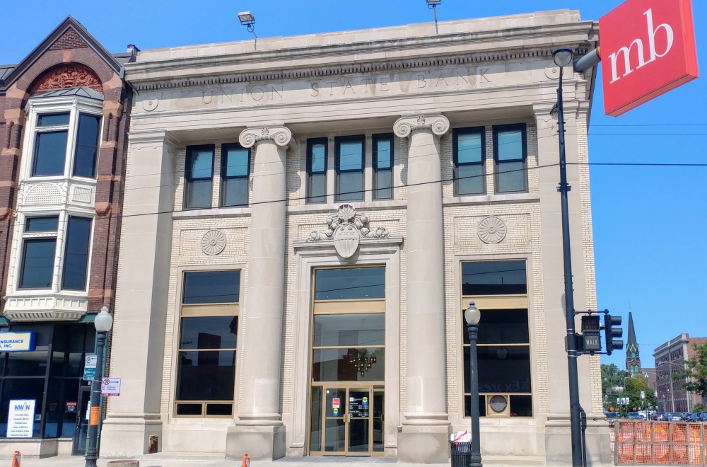 MB Financial Bank 01