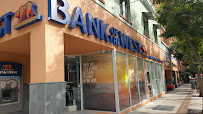 Bank of the West 02