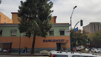 Bank of the West 04