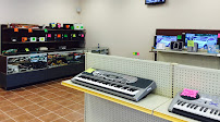 Real Deal Pawn & Jewelry 01