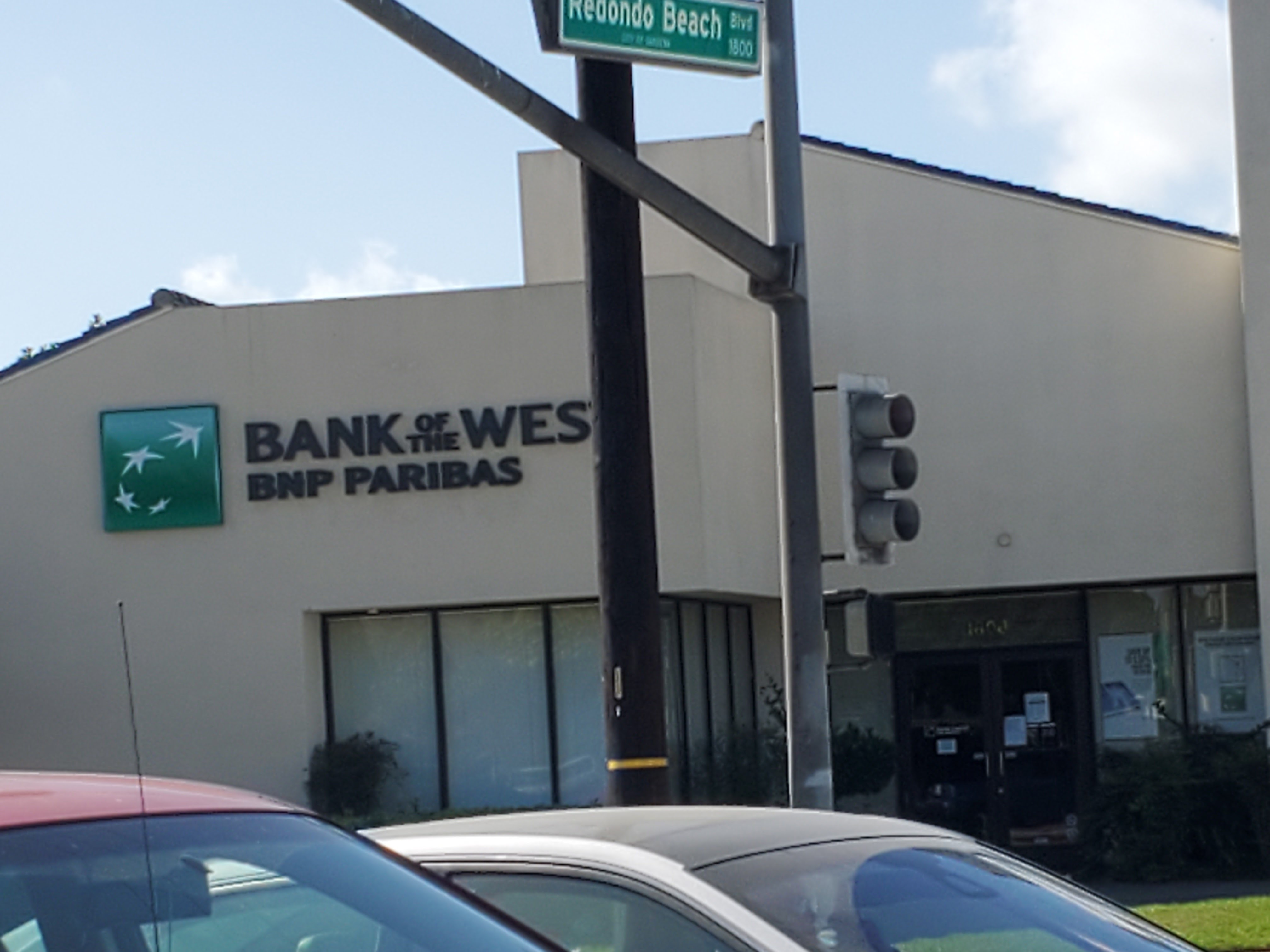 Bank of the West 01