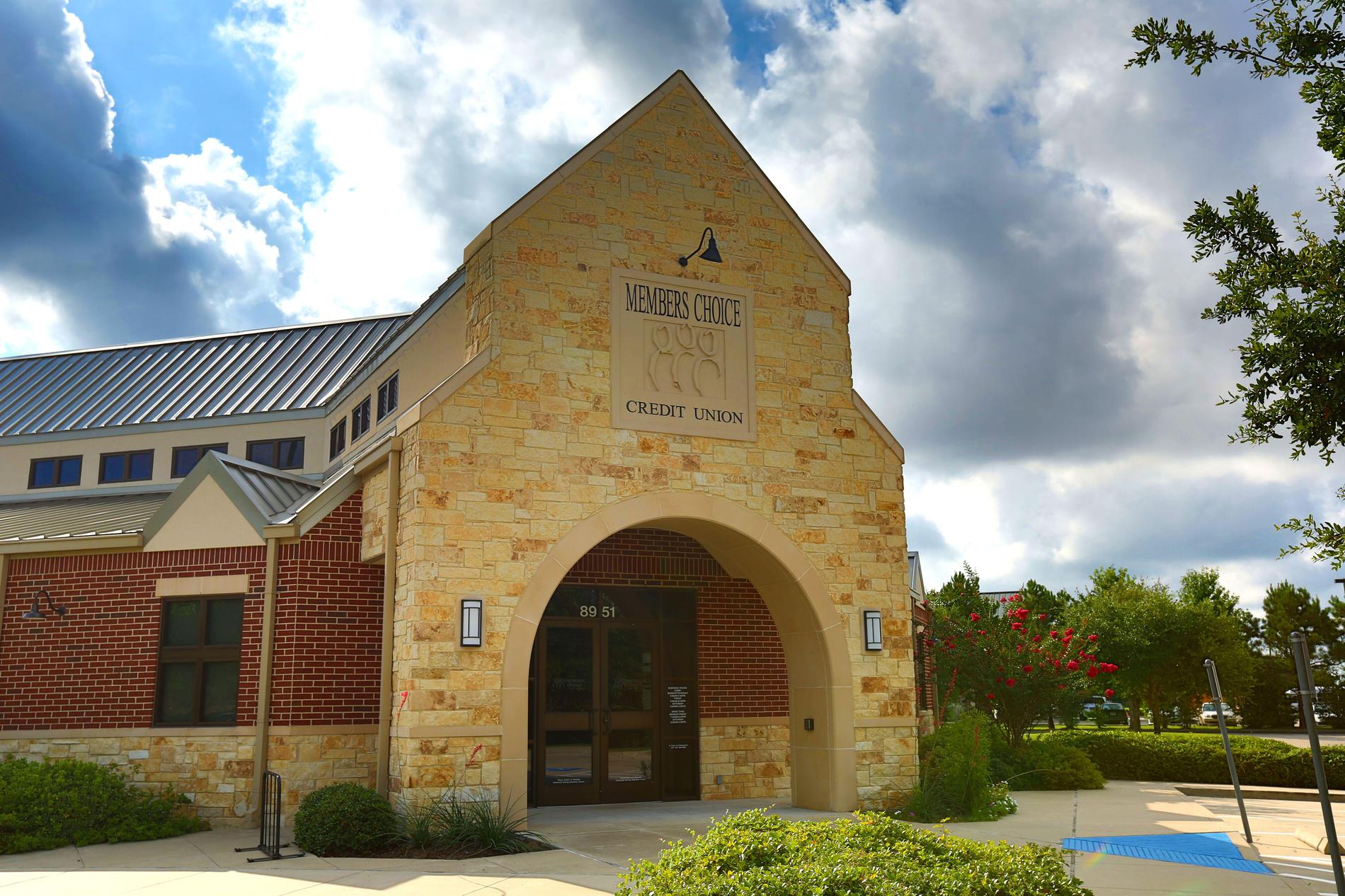 Members Choice Credit Union - Seven Meadows 01
