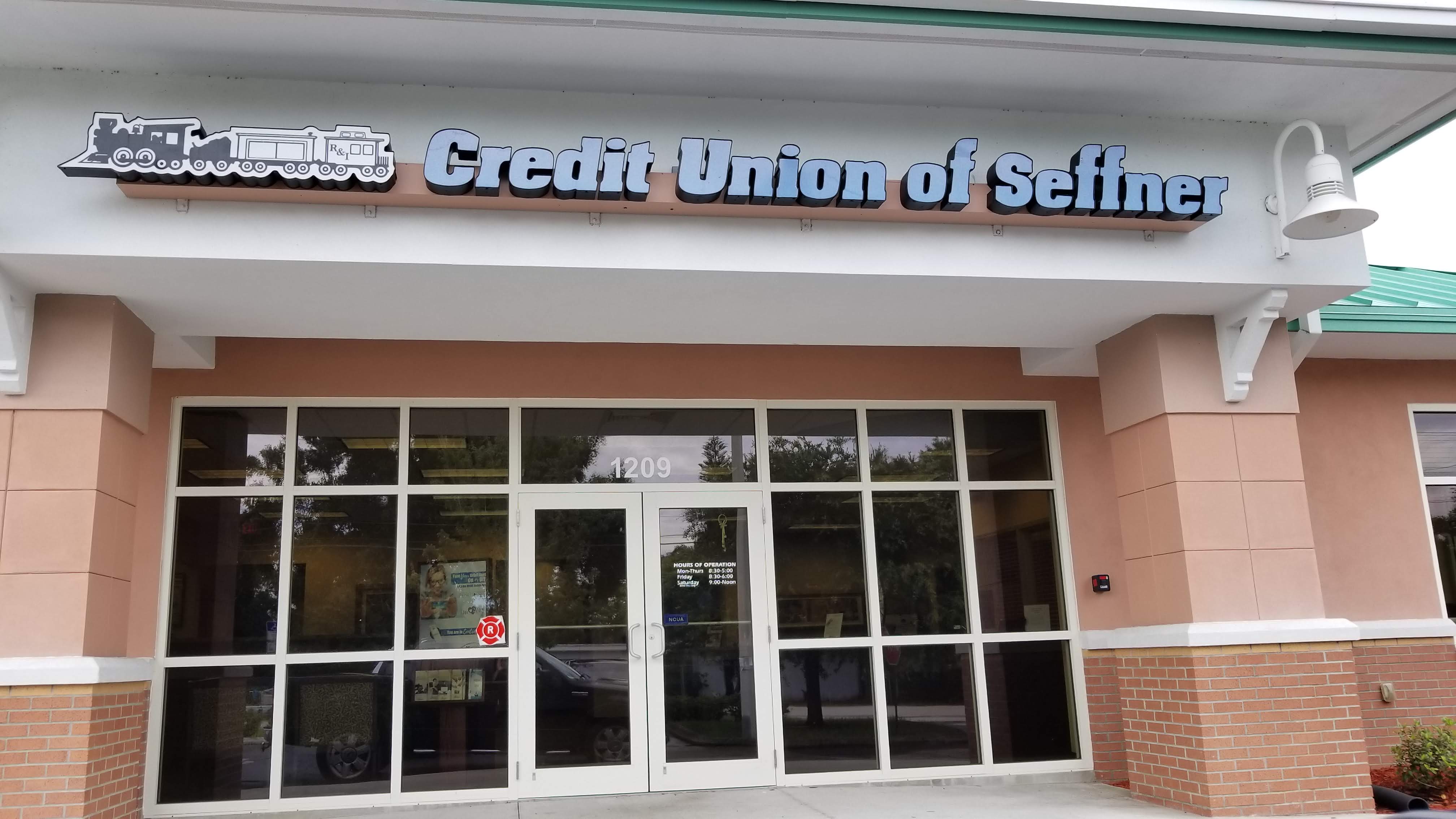 Trax Credit Union 01