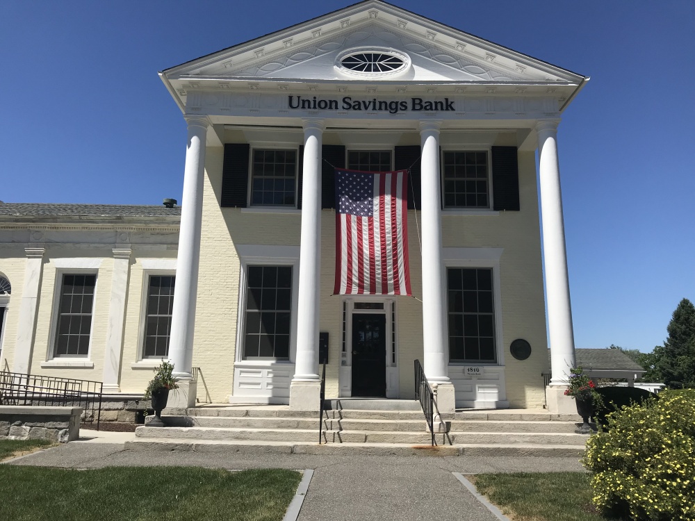 Union Savings Bank 01