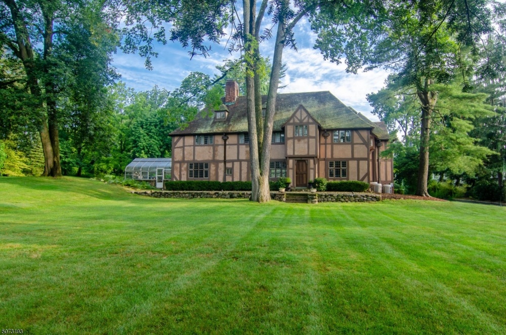 Joyce Jeha Weichert Realtors 01