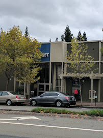 Bank of the West 01