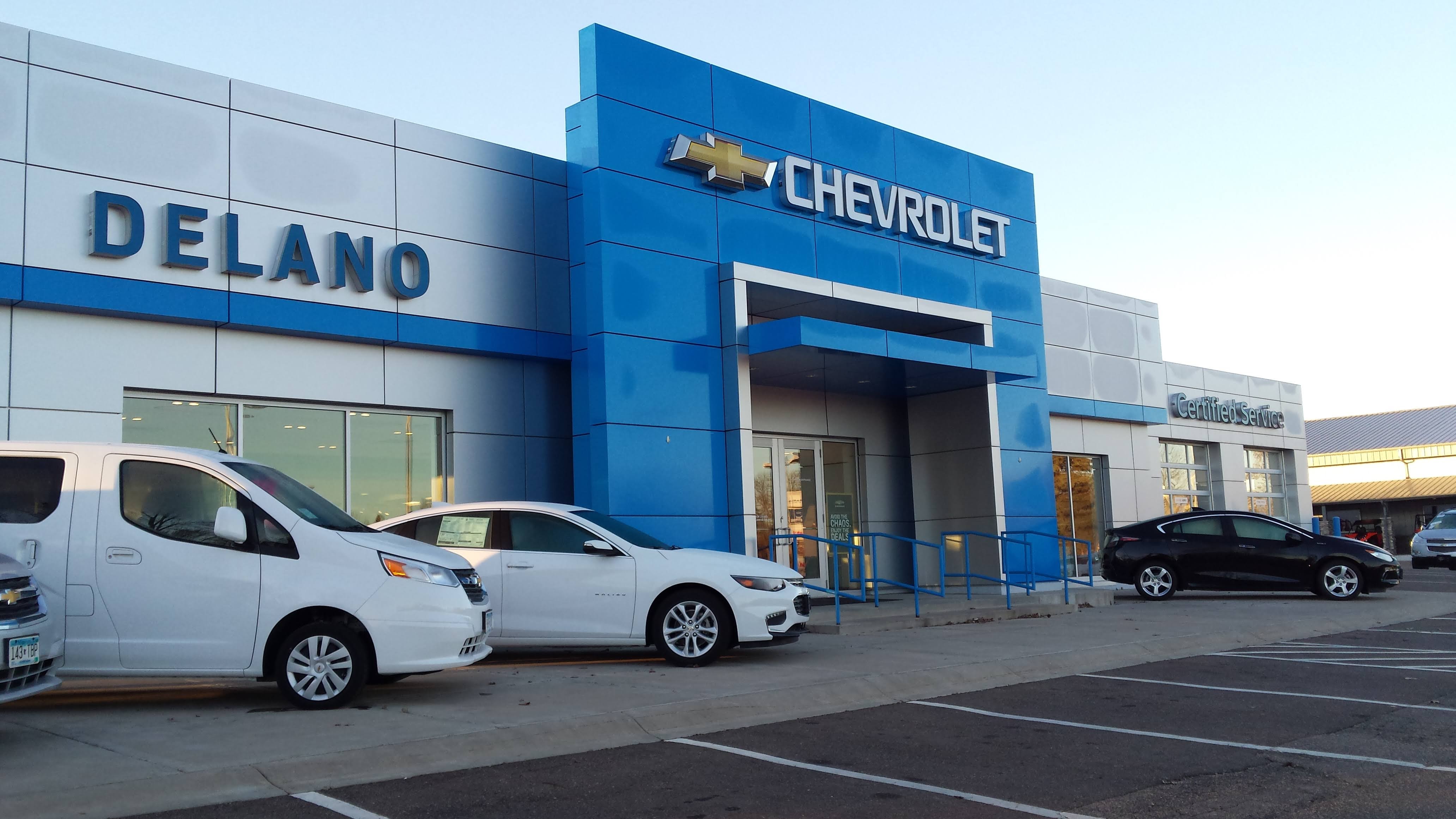Davis Chevrolet of Delano 01