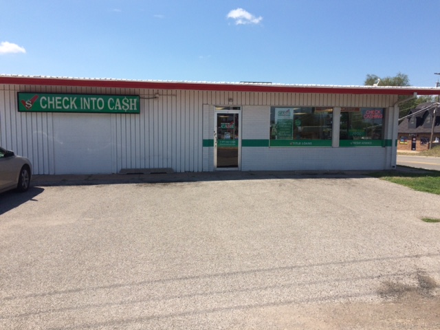 Check Into Cash 01