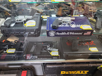 Lets Make A Deal Pawn & Gun 04