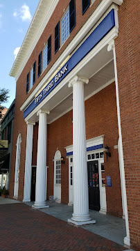 Fifth Third Bank & ATM 02