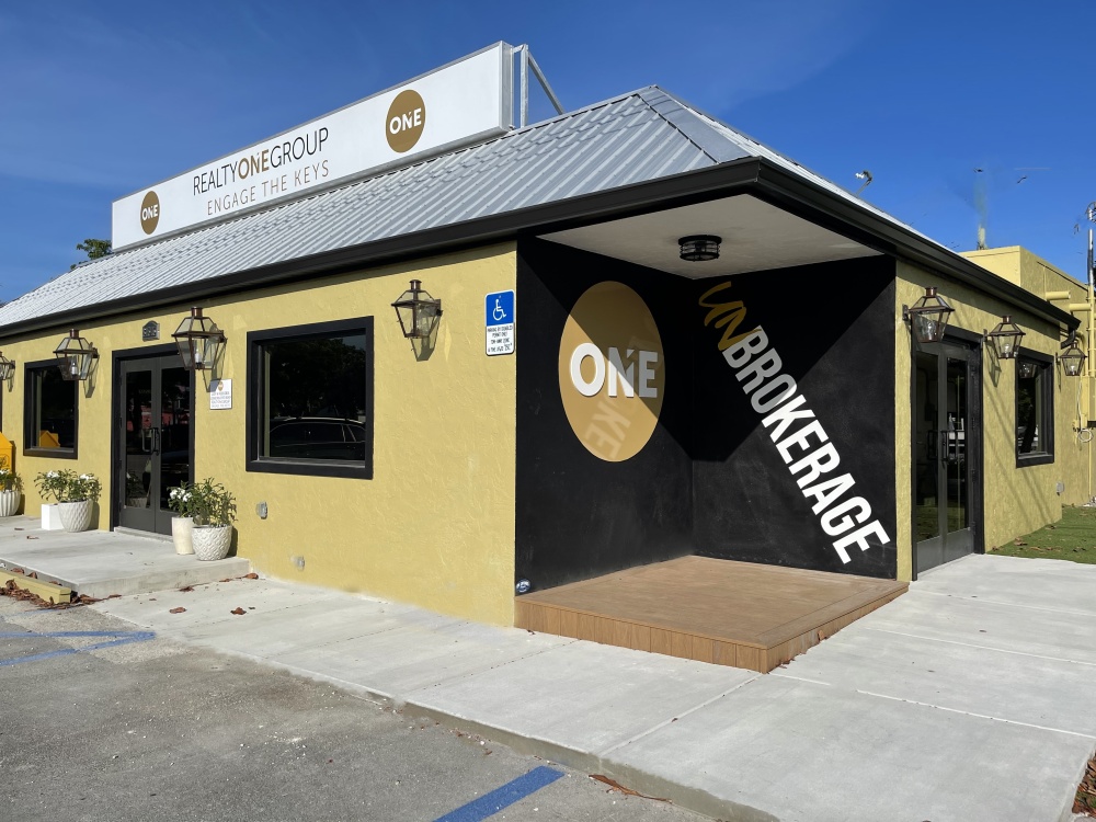 Realty ONE Group Engage the Keys 01