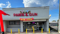 XYZ Pawn & Gun 01