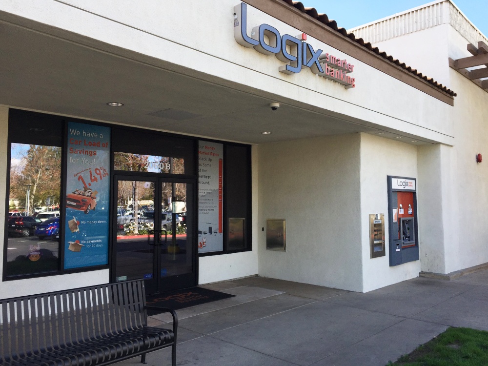 Logix - Thousand Oaks Branch 01