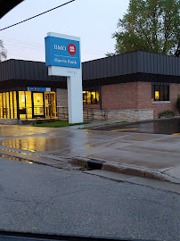 BMO Harris Bank 03