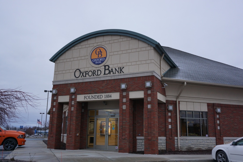 Oxford Bank (Davison Branch) 01