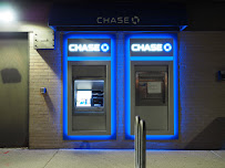 Chase ATM 02