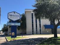 Metairie Bank 01