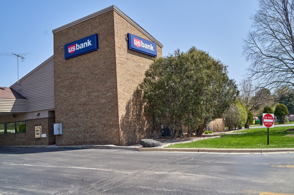 U.S. Bank Branch 01