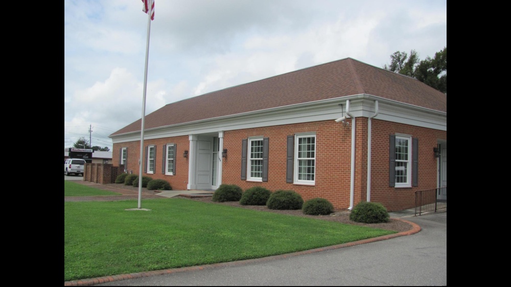 Southern Bank - Pine Level 01