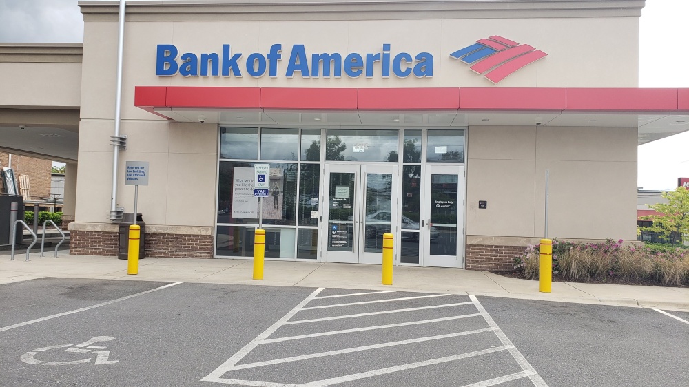 Bank of America (with Drive-thru ATM) 01