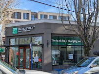 Bank of the West 02