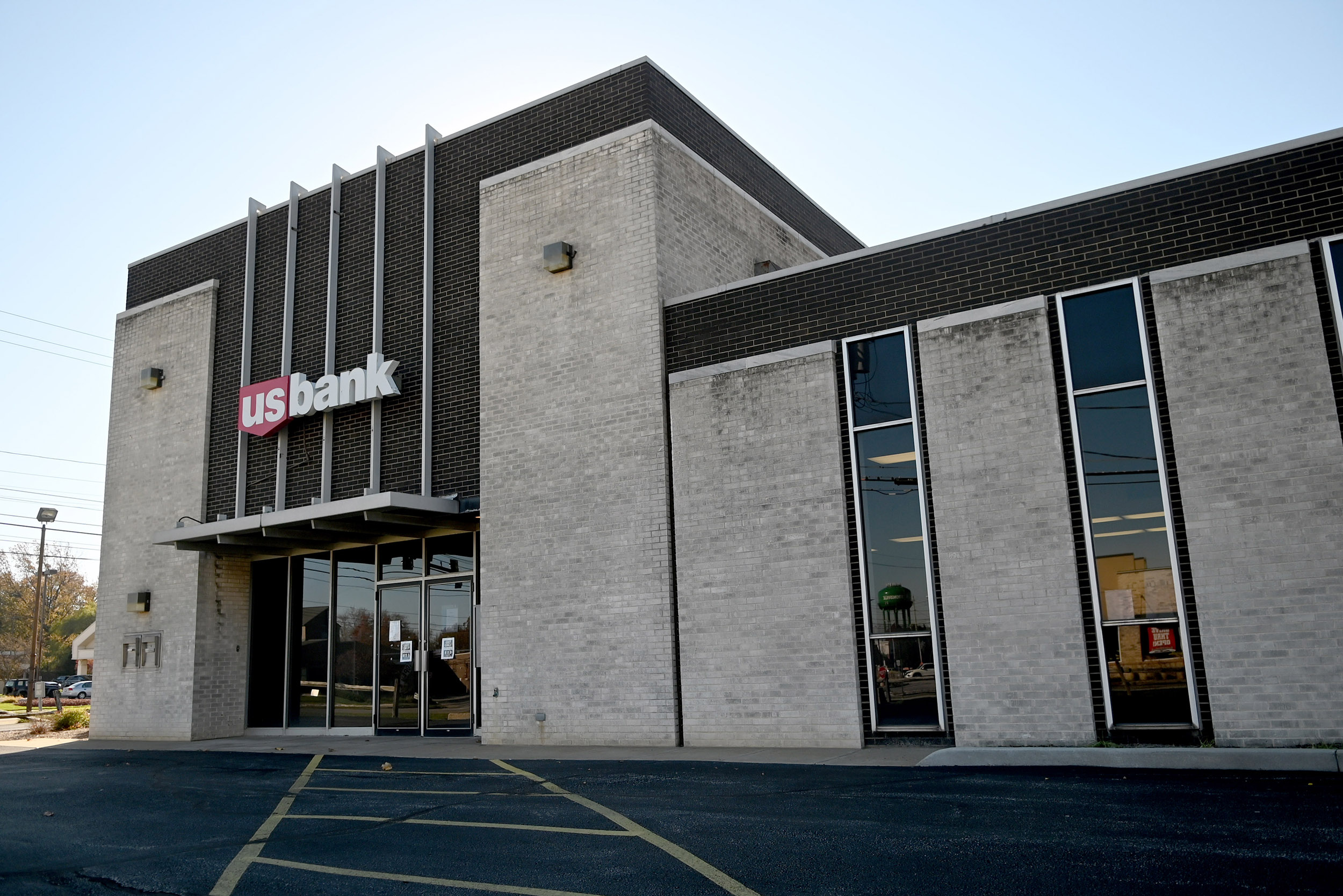 U.S. Bank Branch 01
