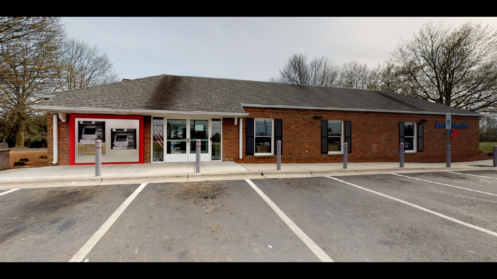 Bank of America (with Drive-thru services) 01