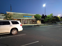 Bank of America (with Drive-thru ATM) 04