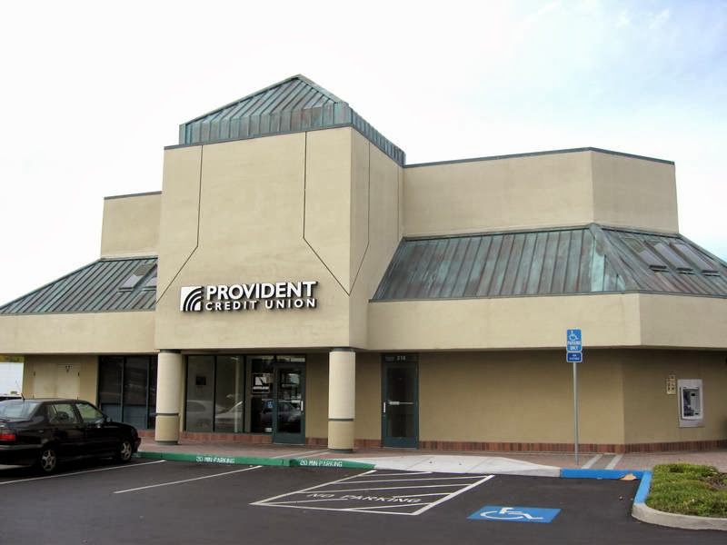 Provident Credit Union (Redwood Shores Community Branch) 01
