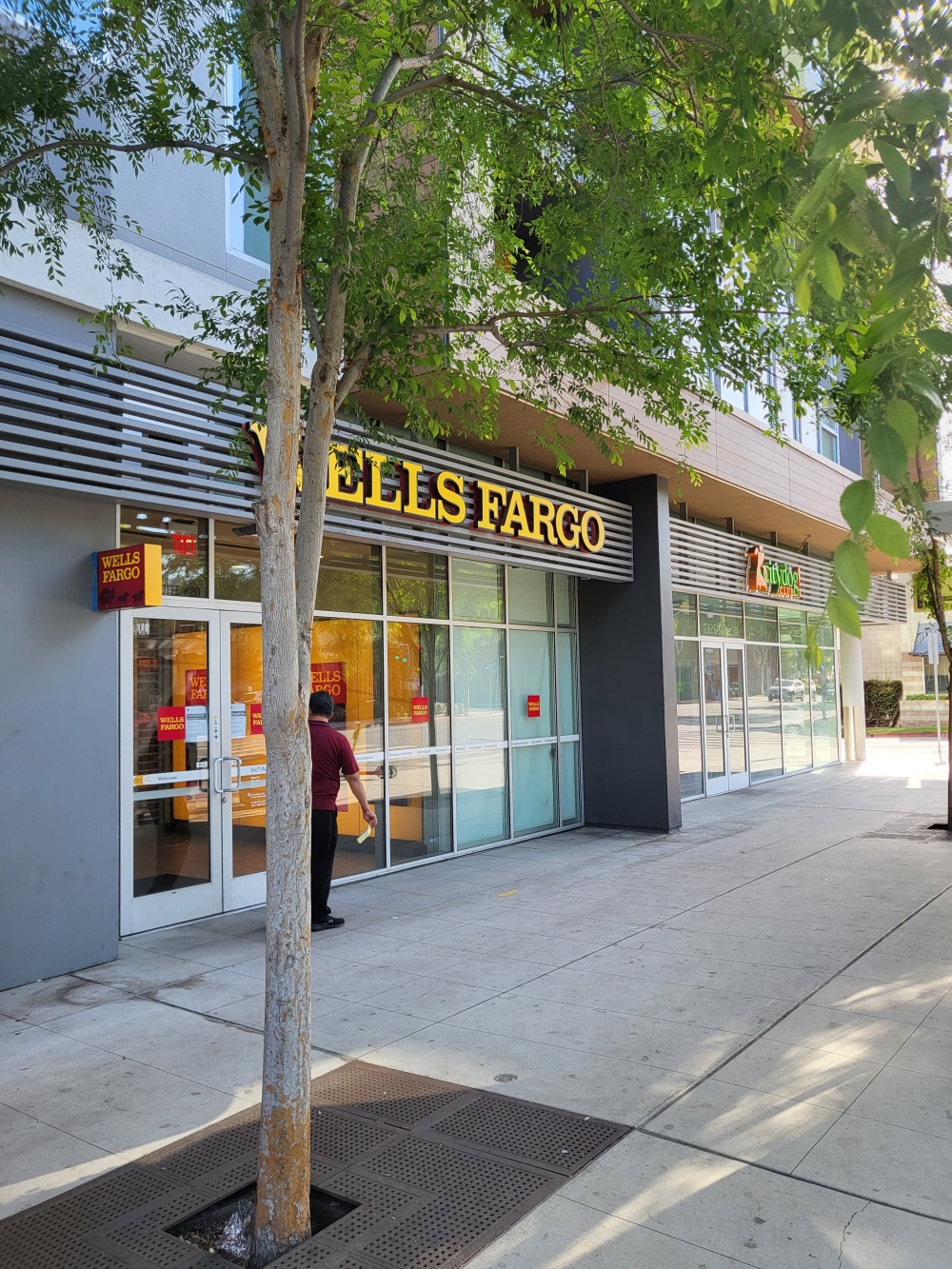 Wells Fargo Bank 01