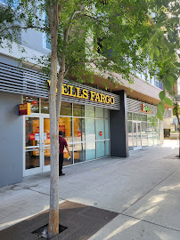 Wells Fargo Bank 01