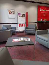 Santander Bank Branch 03