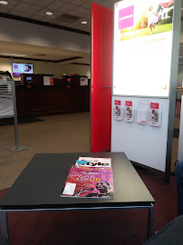 Santander Bank Branch 04