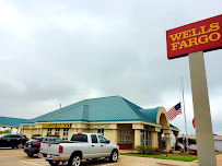 Wells Fargo Bank 02