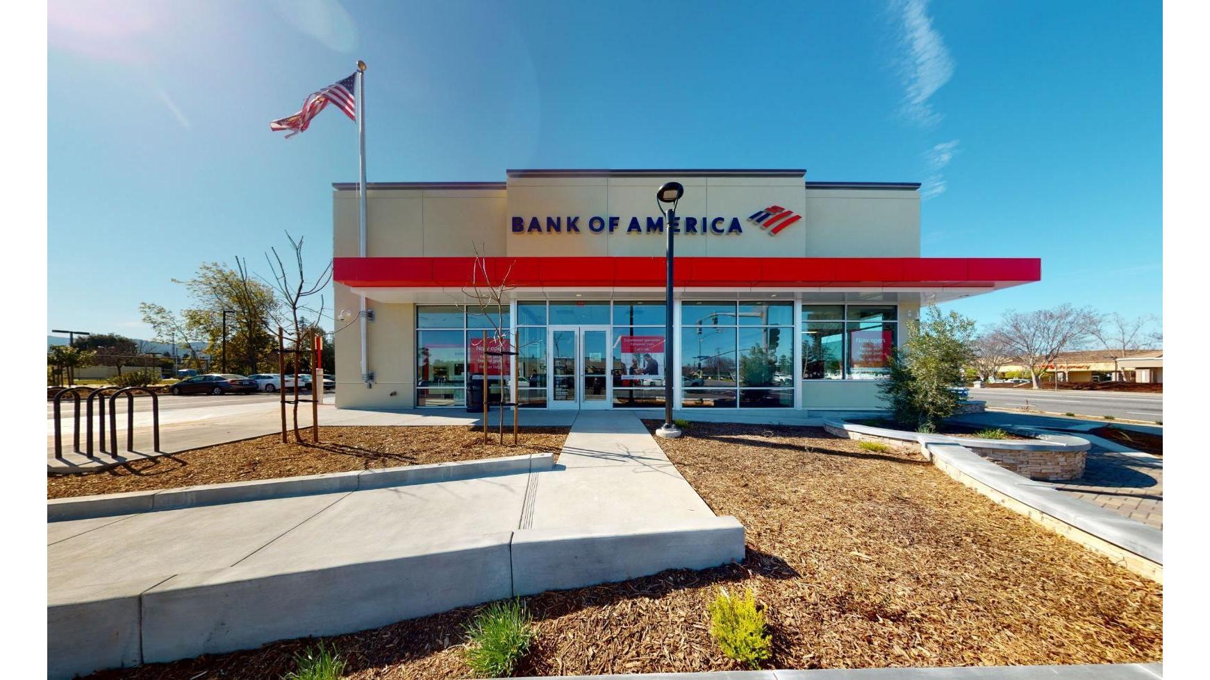 Bank of America Financial Center 01