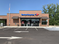 Bank of America (with Drive-thru ATM) 02